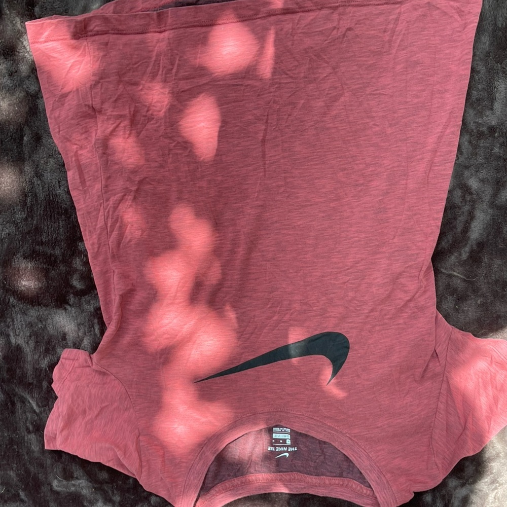 nike womens shirt